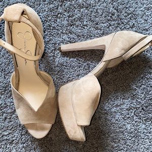 Brand new Jessica Simpson platforms